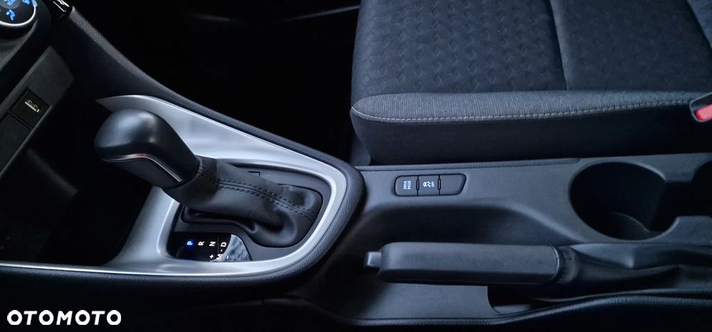 Toyota Yaris 1.5 Comfort CVT - 18