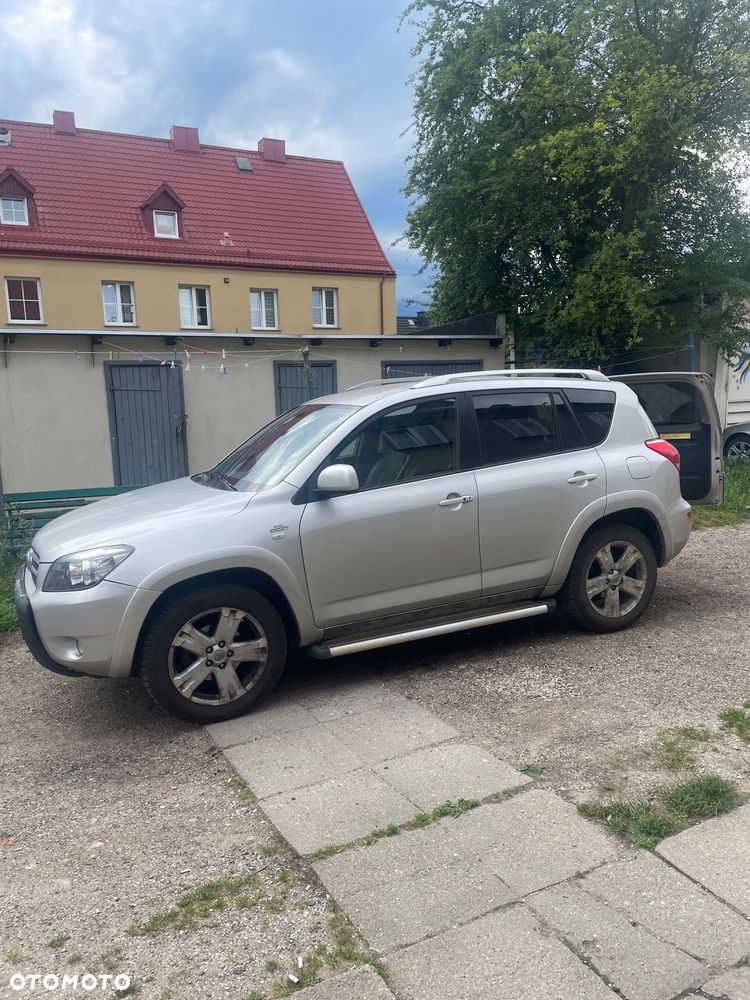Toyota RAV4 2.2 D-4D X - 3