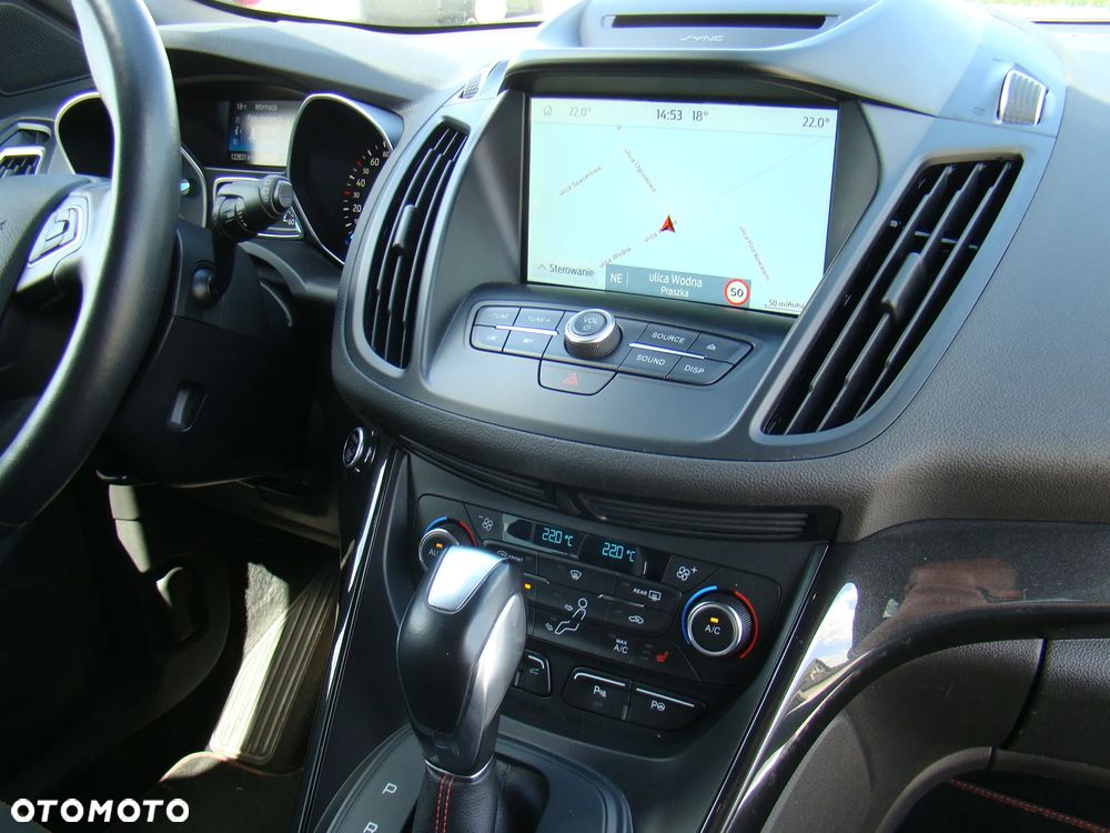 Ford Kuga 2.0 EcoBoost 4x4 ST-Line - 38