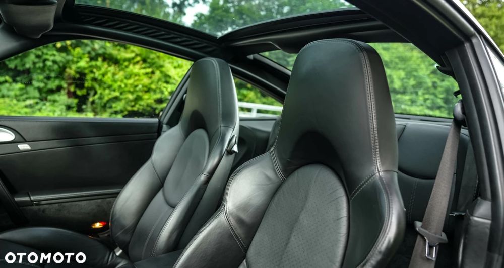 Porsche 911 Targa 4S - 6