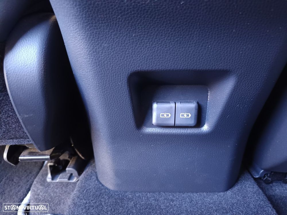 Toyota RAV4 2.5 HDF Square Collection - 35