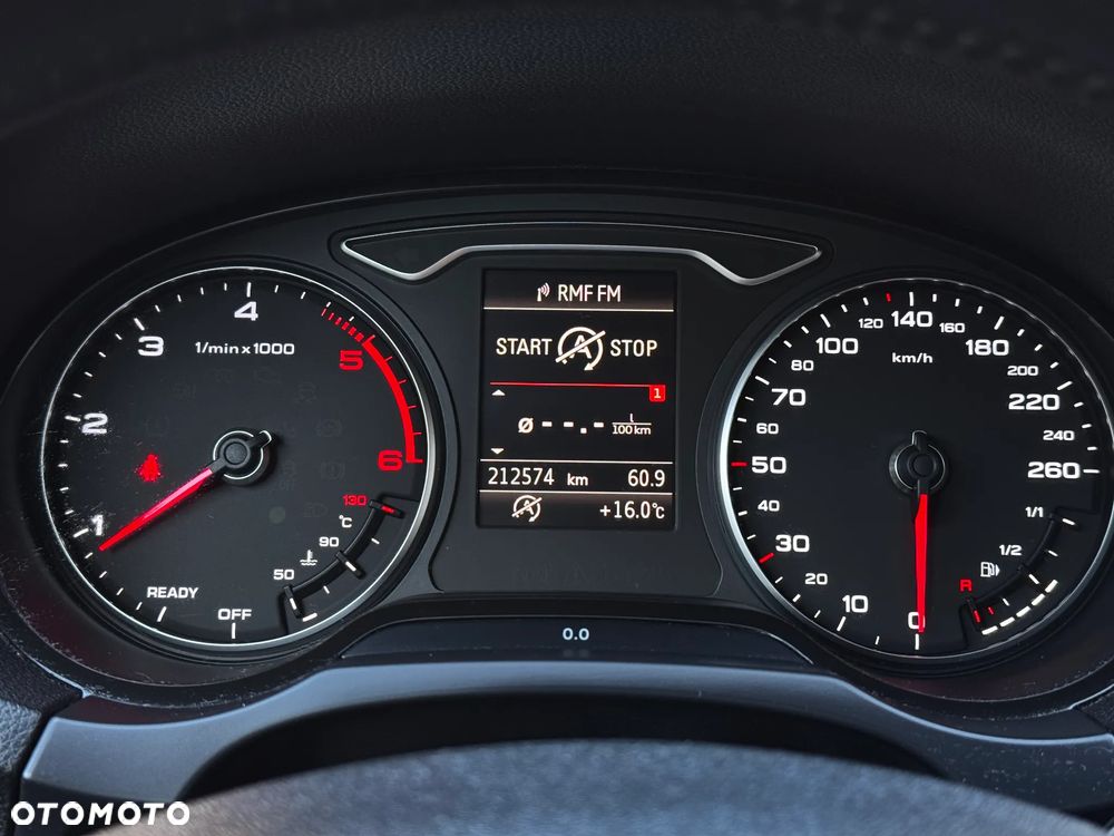 Audi A3 Sportback 1.6 TDI ultra Attraction - 9