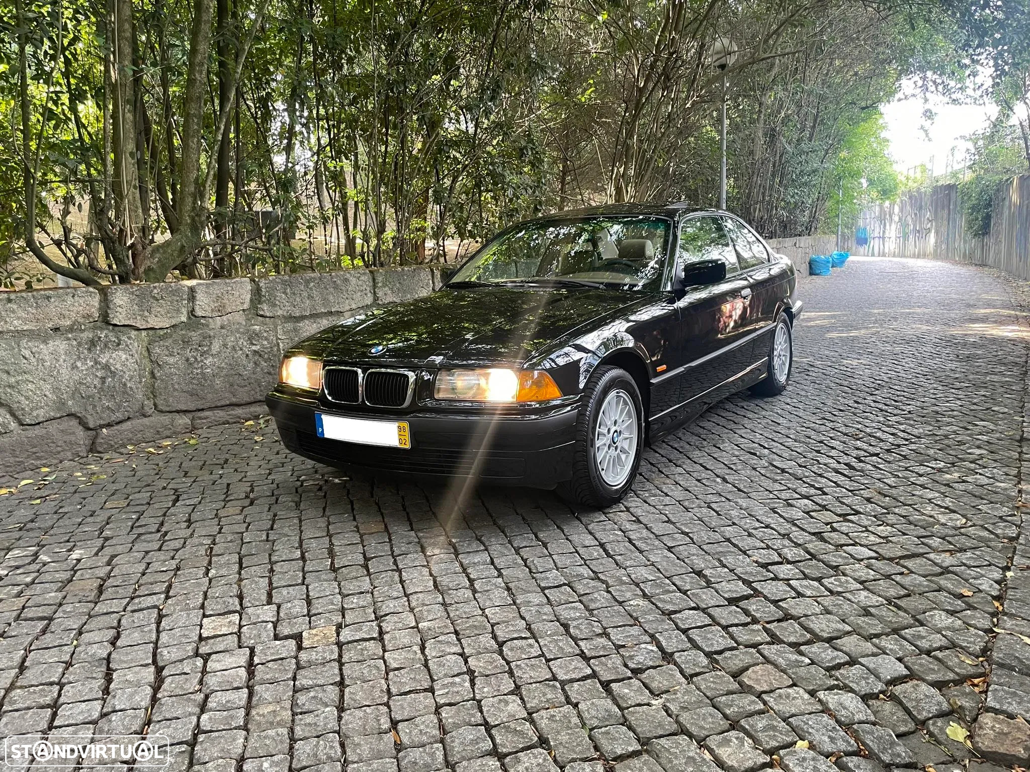 BMW 323 - 30