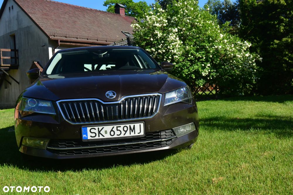 Skoda Superb 2.0 TDI Style - 4