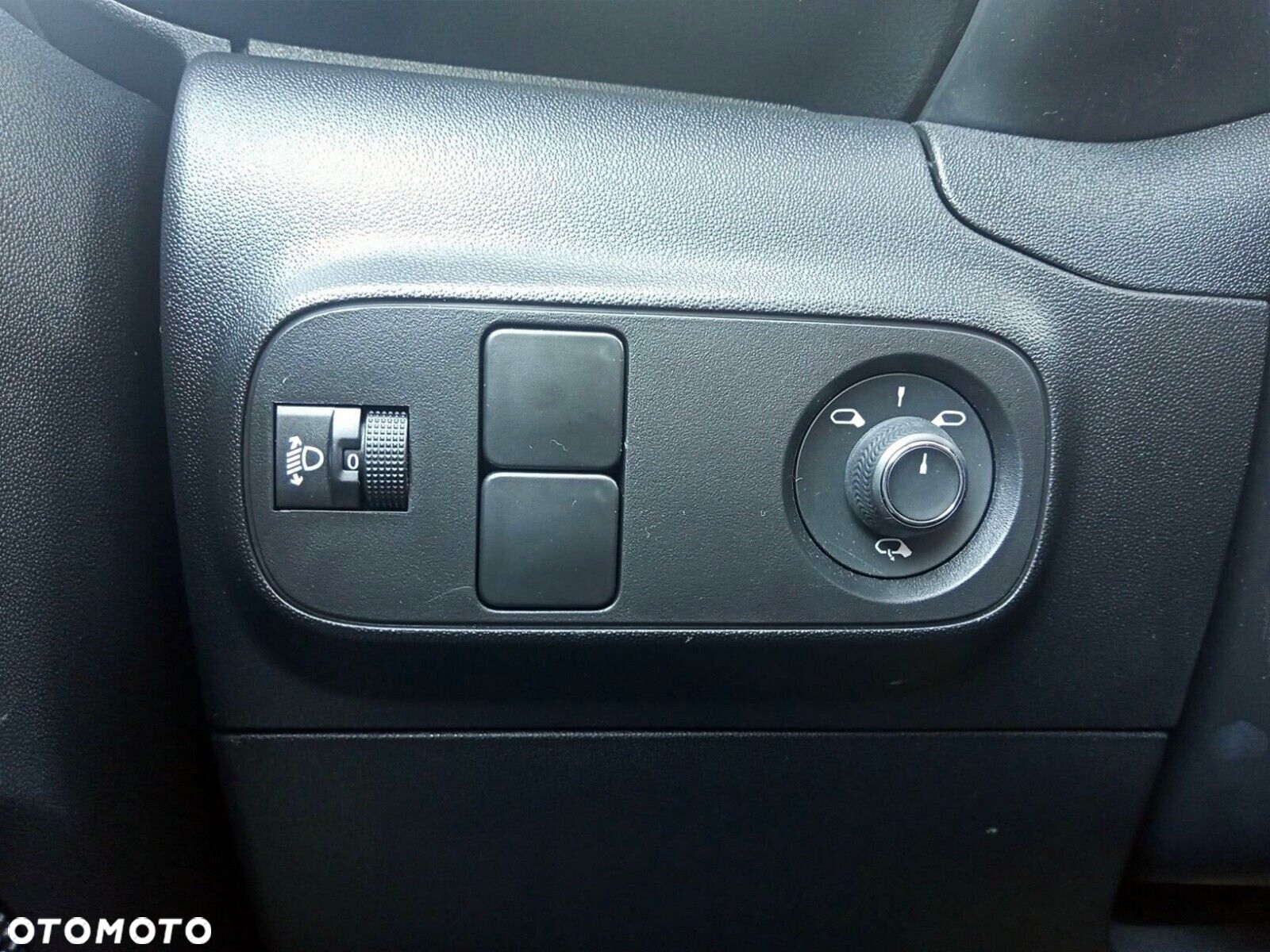 Citroën C3 1.2 PureTech Plus - 26