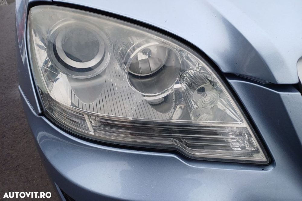FAR DREAPTA CU LUPA MERCEDES  ML W164 FACELIFT 2008-2011 - 1