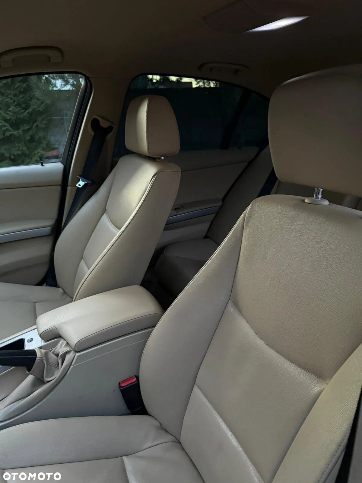 BMW Seria 3 320d - 12