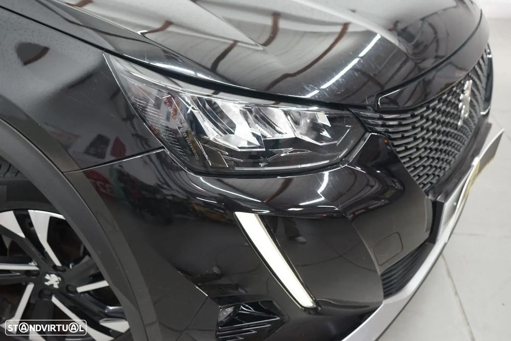 Peugeot 2008 1.2 PureTech Allure - 9