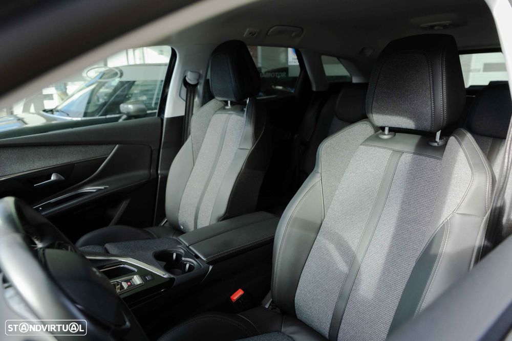 Peugeot 3008 1.2 PureTech Allure EAT8 - 12