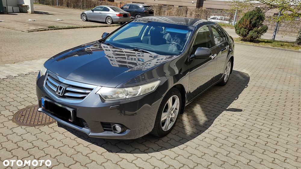 Honda Accord 2.0 Lifestyle - 1