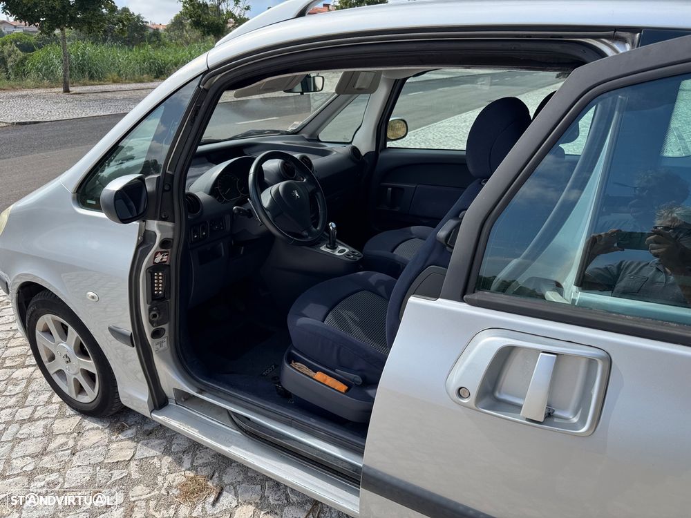 Peugeot 1007 - 7