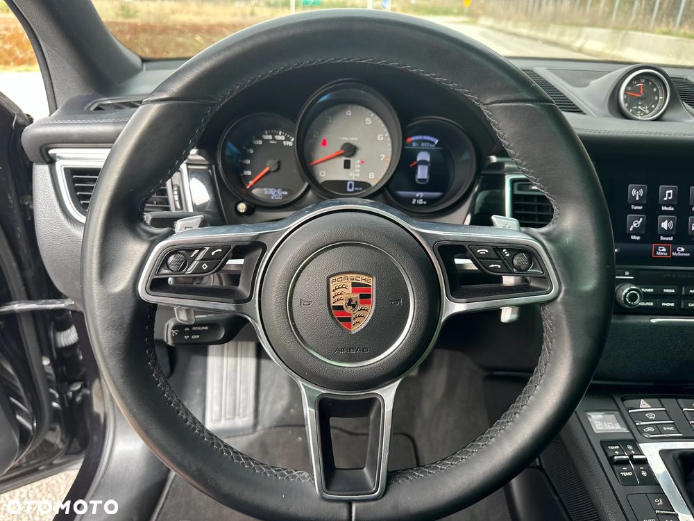 Porsche Macan S - 13