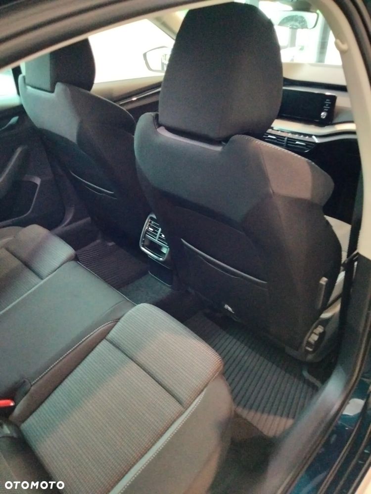 Skoda Octavia 2.0 TDI Ambition - 8