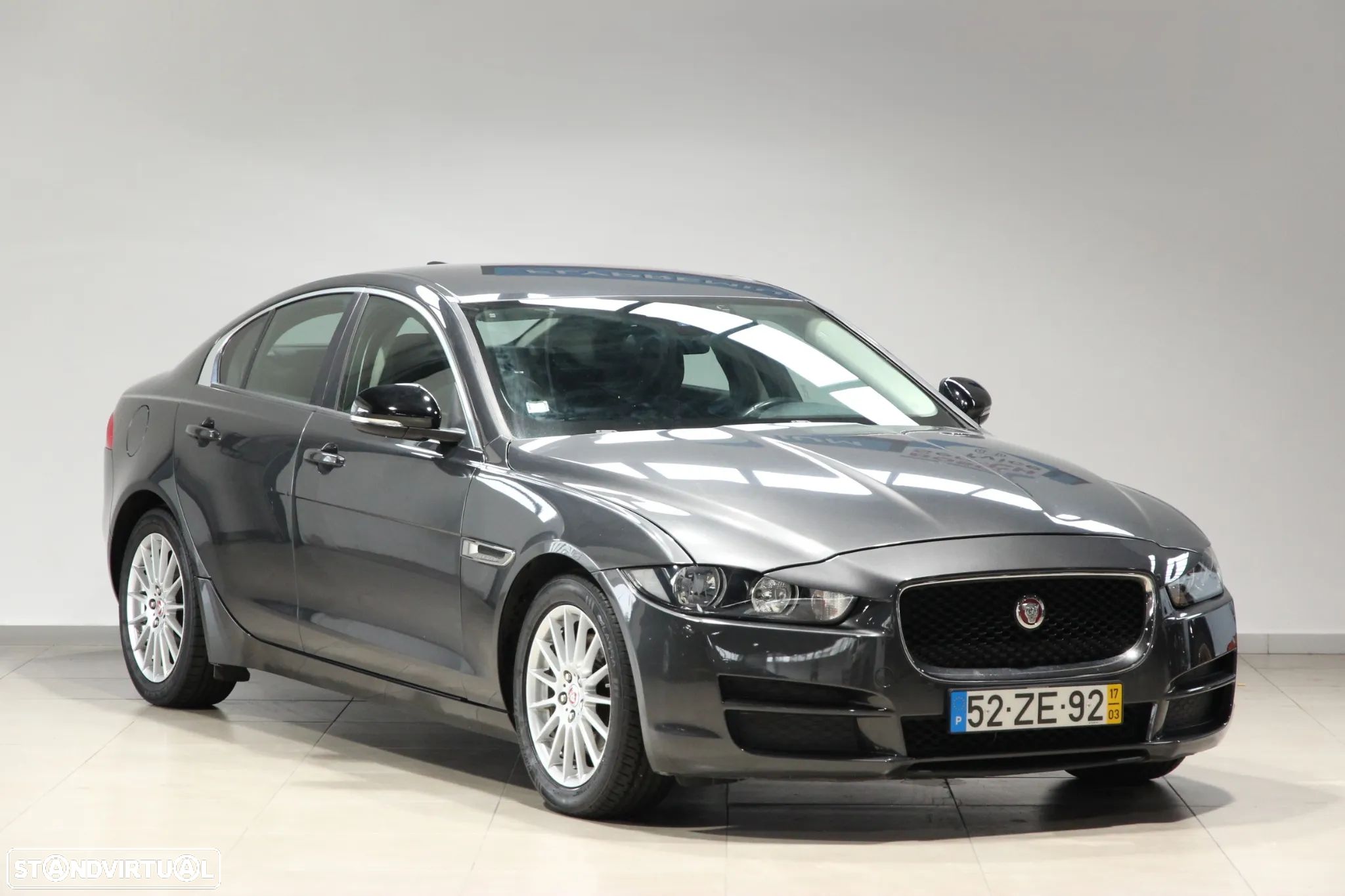 Jaguar XE E-Performance Aut. Pure - 1
