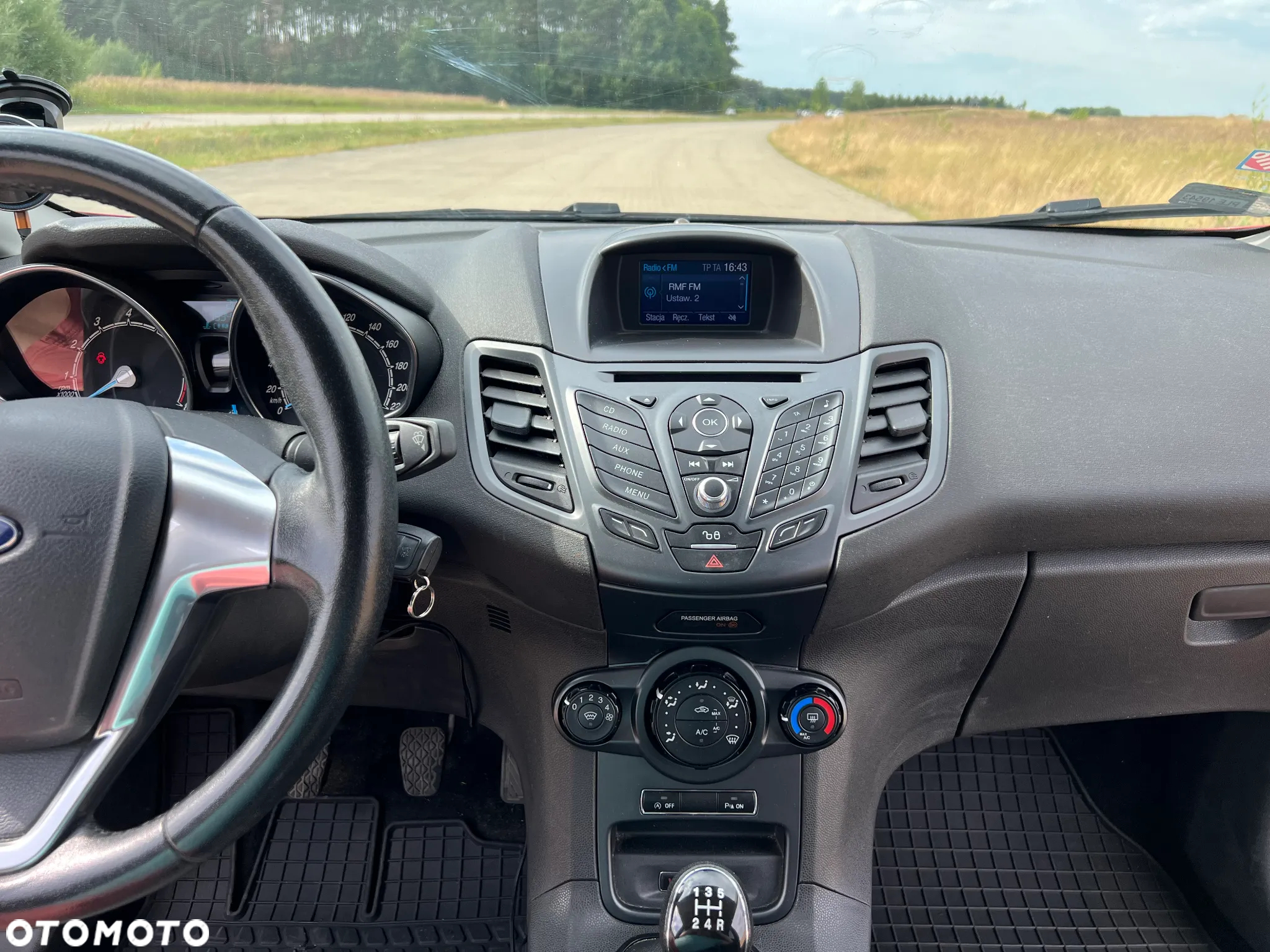 Ford Fiesta 1.0 EcoBoost Start-Stop SYNC Edition - 13