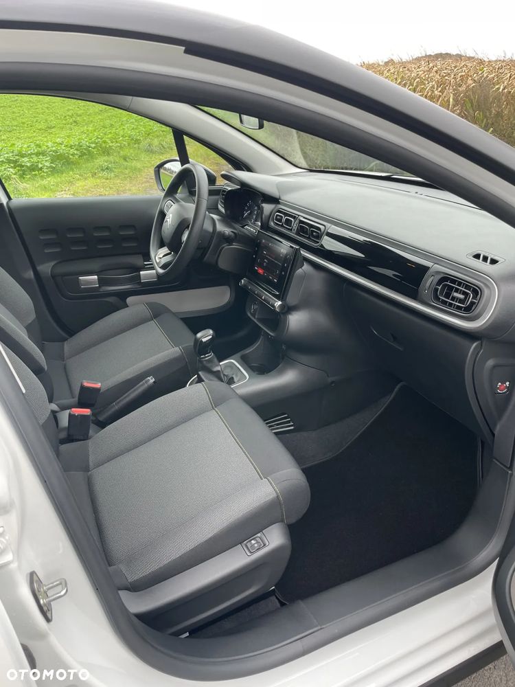 Citroën C3 Pure Tech 82 SHINE - 20