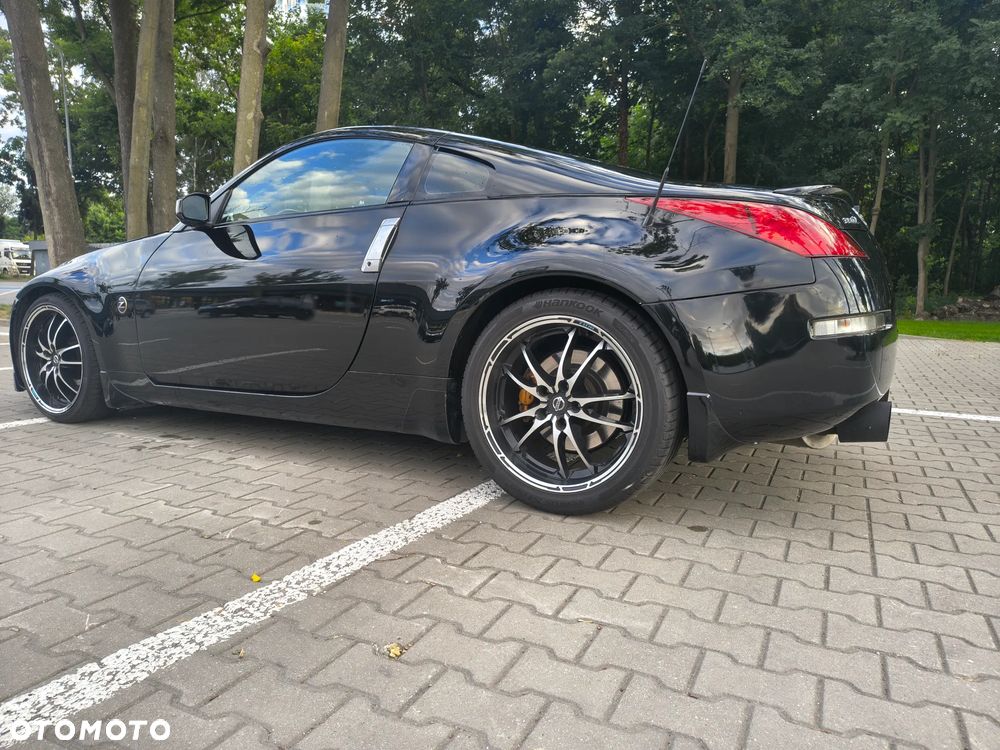 Nissan 350 Z - 28