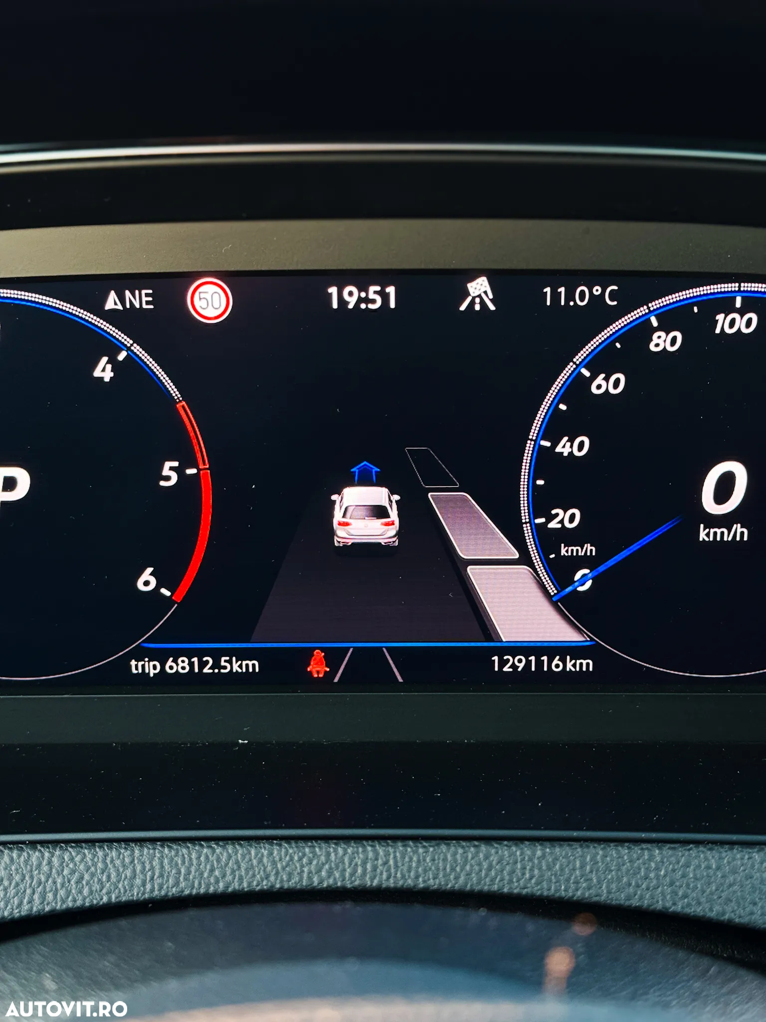 Volkswagen Passat Variant 2.0 TDI SCR DSG 4Motion Business - 18
