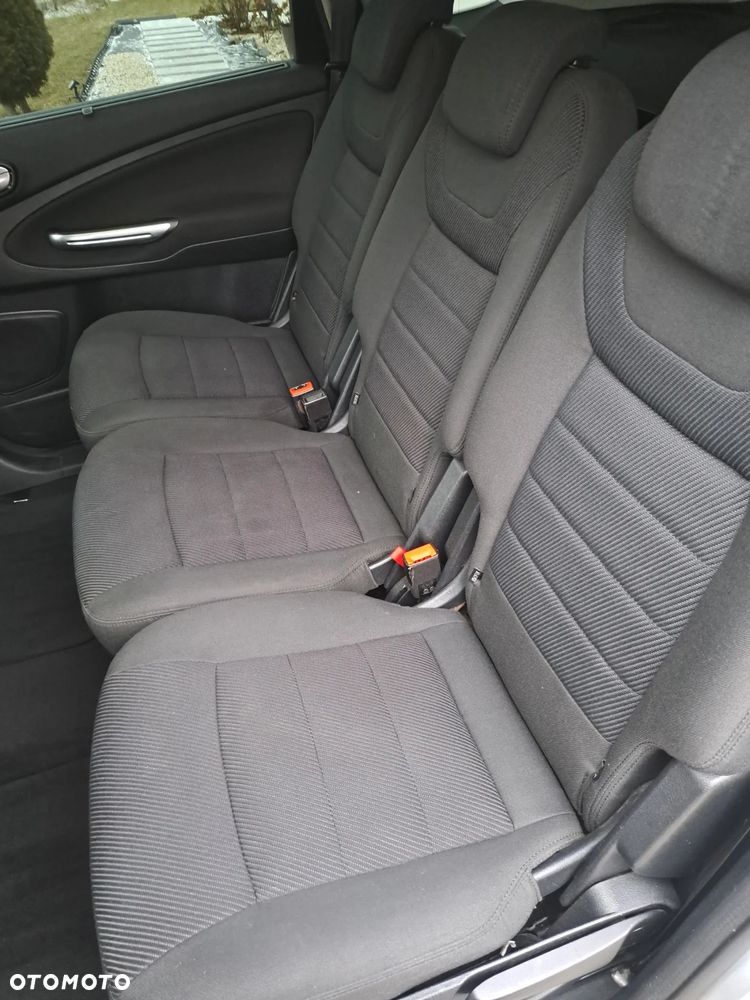 Ford S-Max - 9