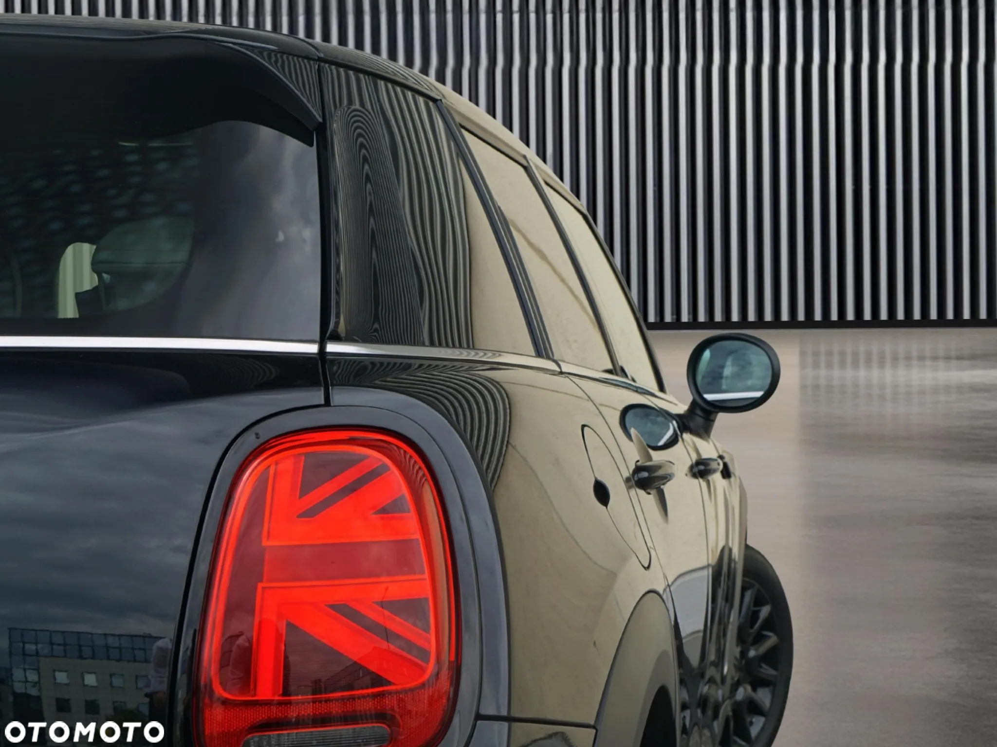 MINI Cooper Standard - 11