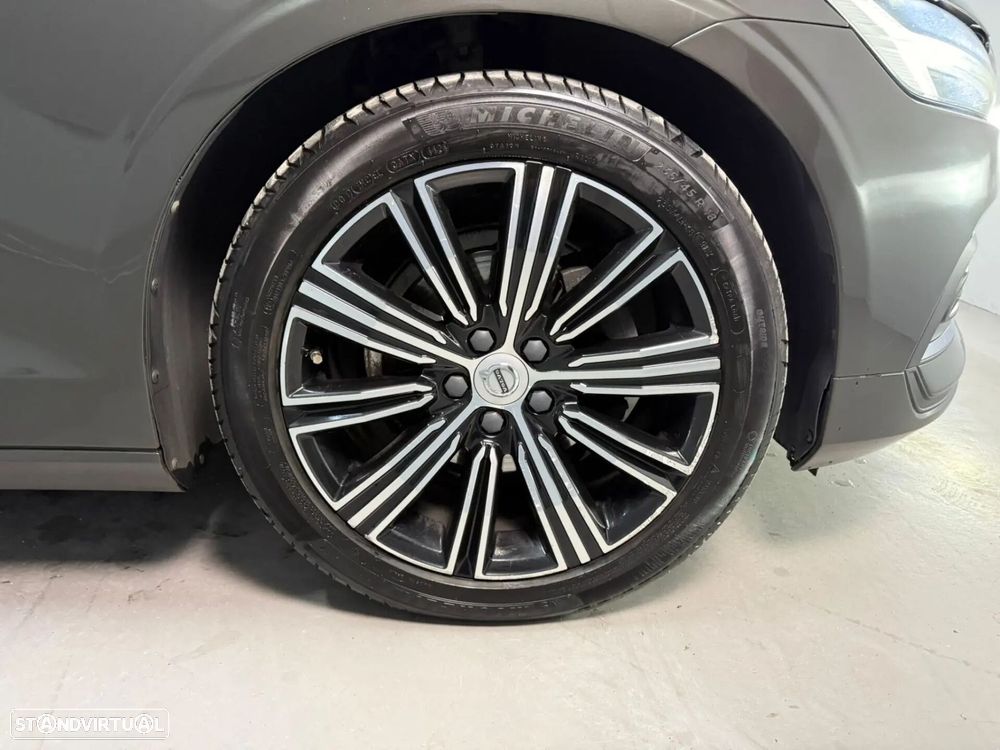 Volvo V60 2.0 D3 Inscription - 22