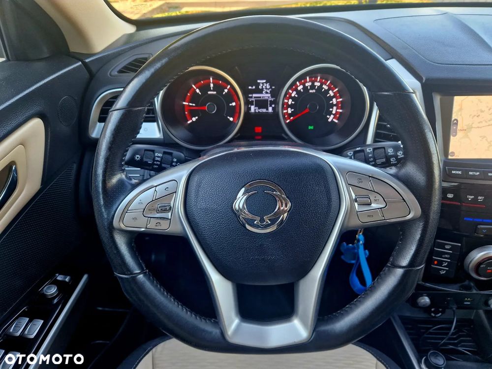 SsangYong/KGM Tivoli 1.6 D Amber - 16