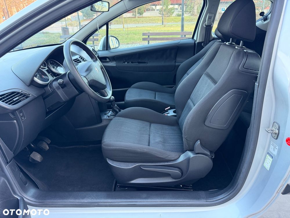 Peugeot 207 95 VTi Filou - 15