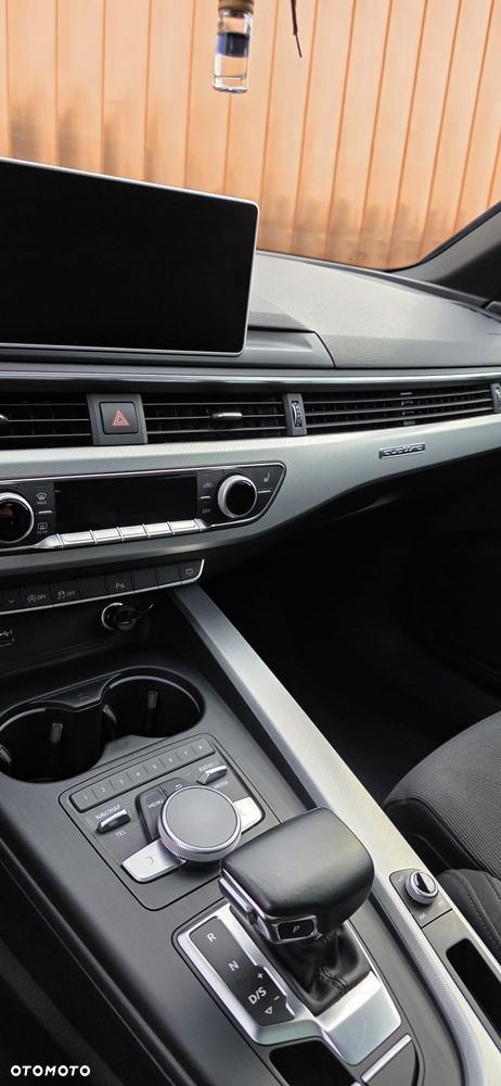 Audi A4 Avant 40 TDI quattro S tronic S line - 30