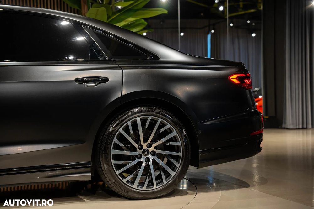 Audi A8 - 5
