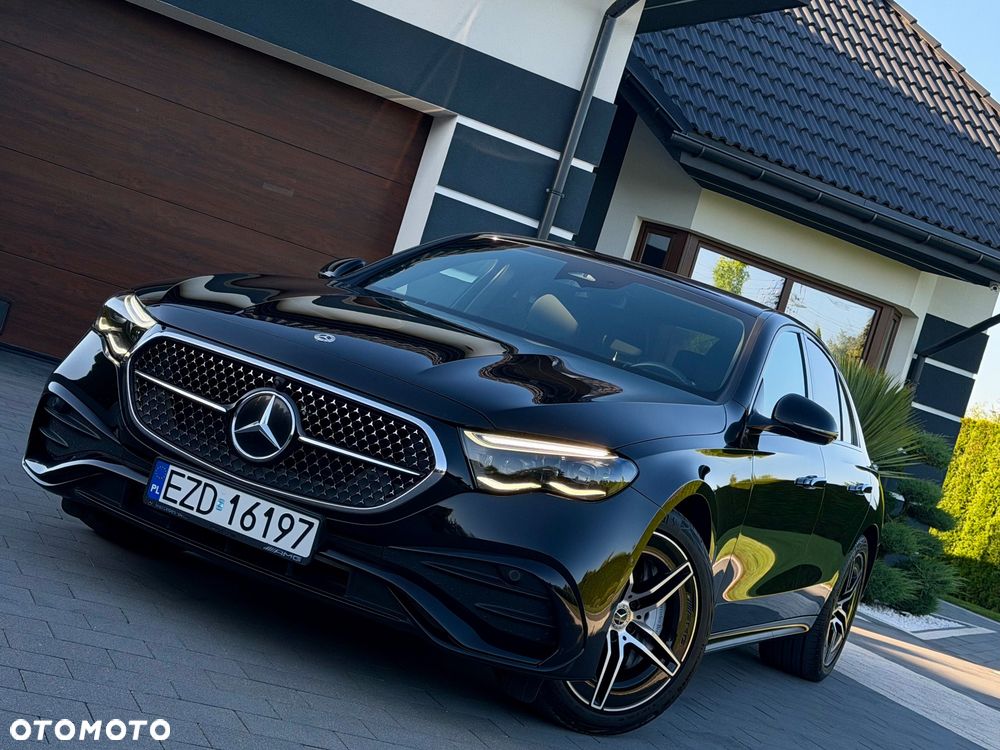 Mercedes-Benz Klasa E 220 d mHEV 4-Matic AMG 9G-Tronic - 36