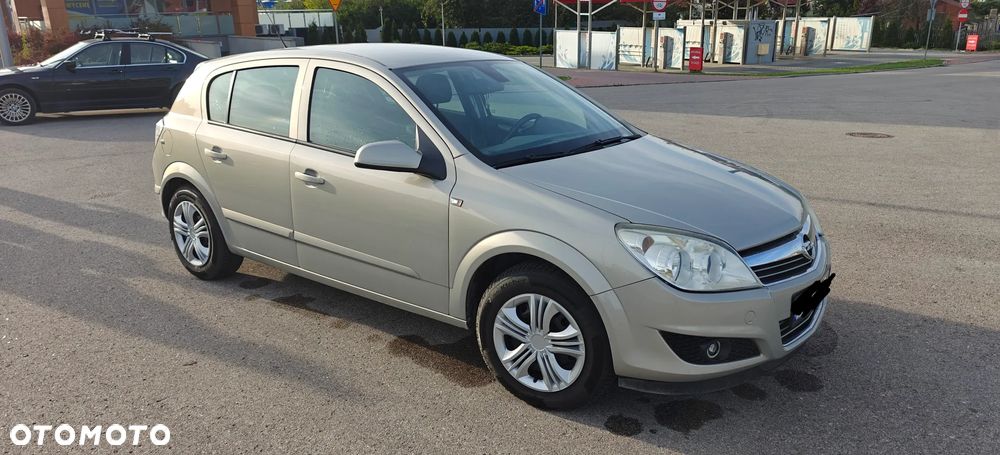 Opel Astra III 1.6 Essentia - 1