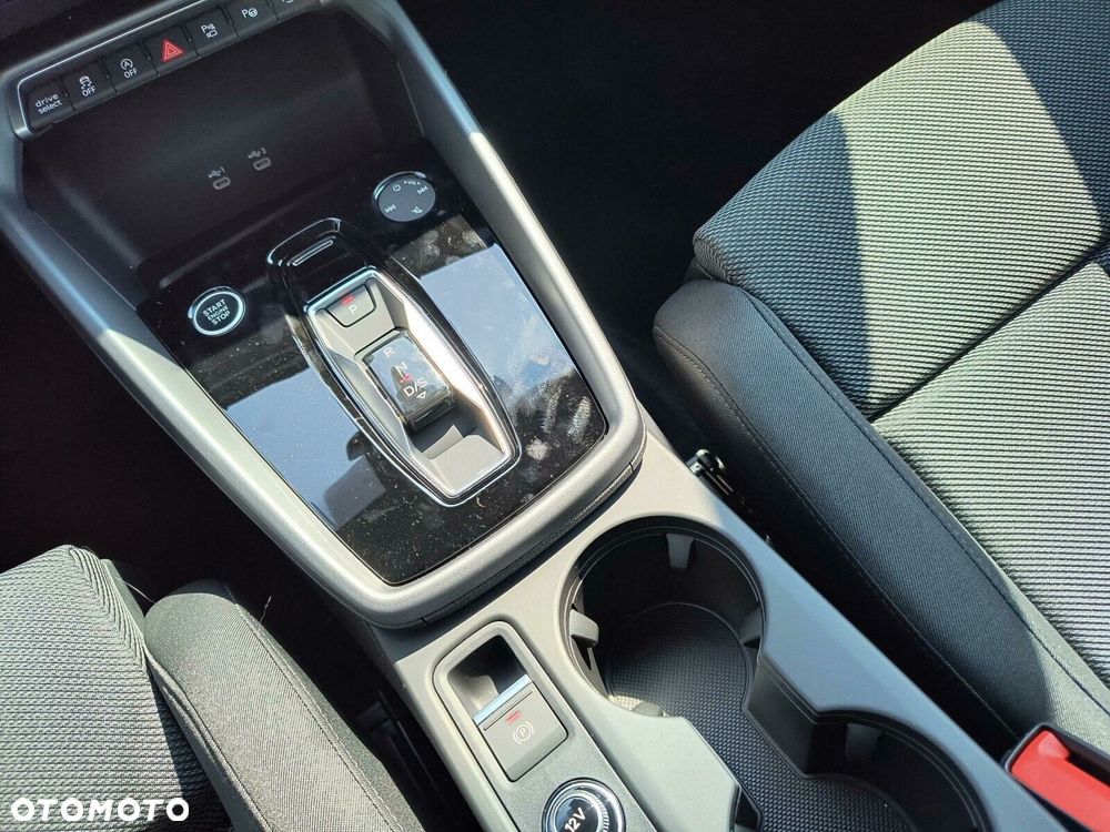 Audi A3 Sportback - 13