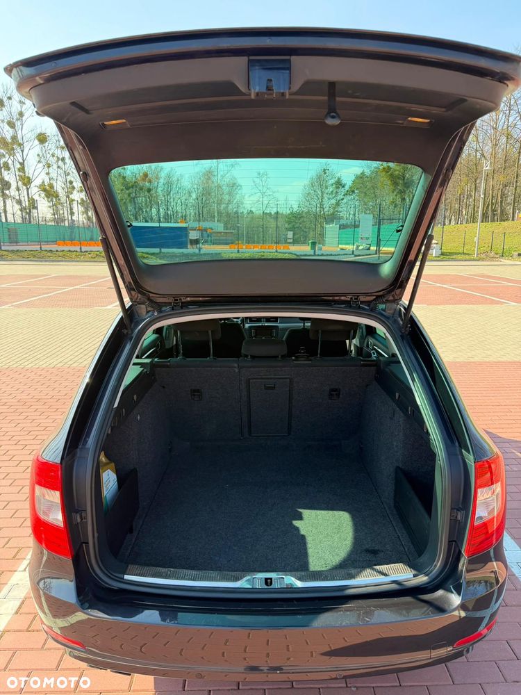 Skoda Superb 2.0 TDI Elegance - 5
