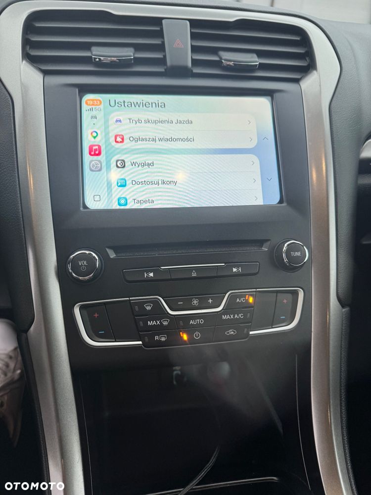 Ford Fusion - 4