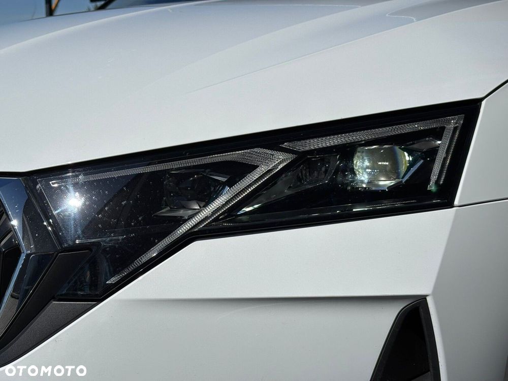 Skoda Octavia 1.5 TSI mHEV Selection DSG - 17