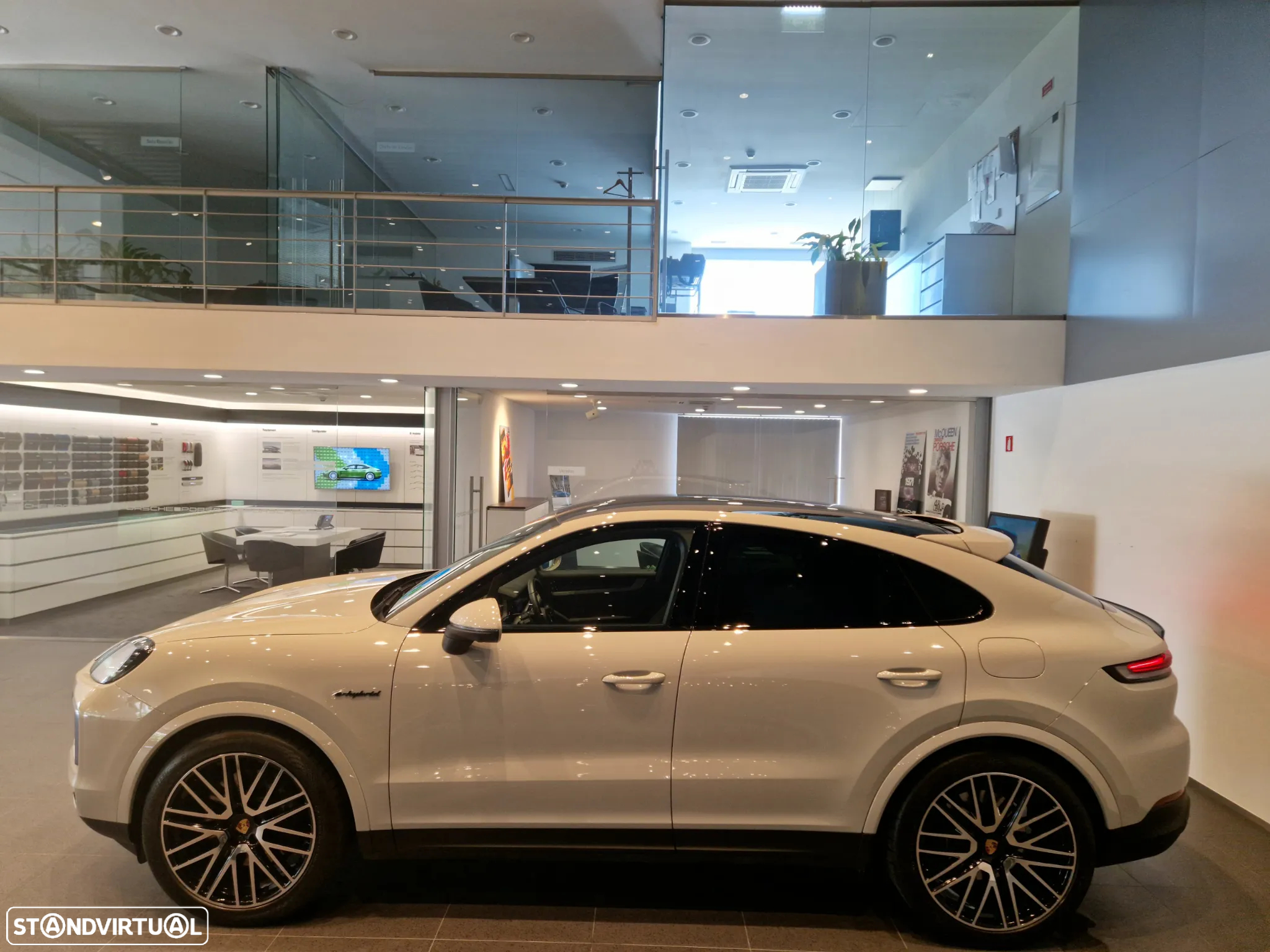 Porsche Cayenne Coupé E-Hybrid - 2