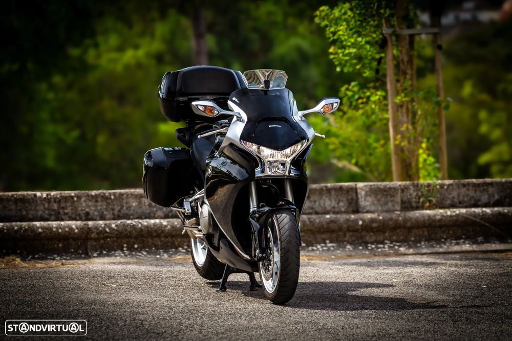 Honda VFR 1200F - 7