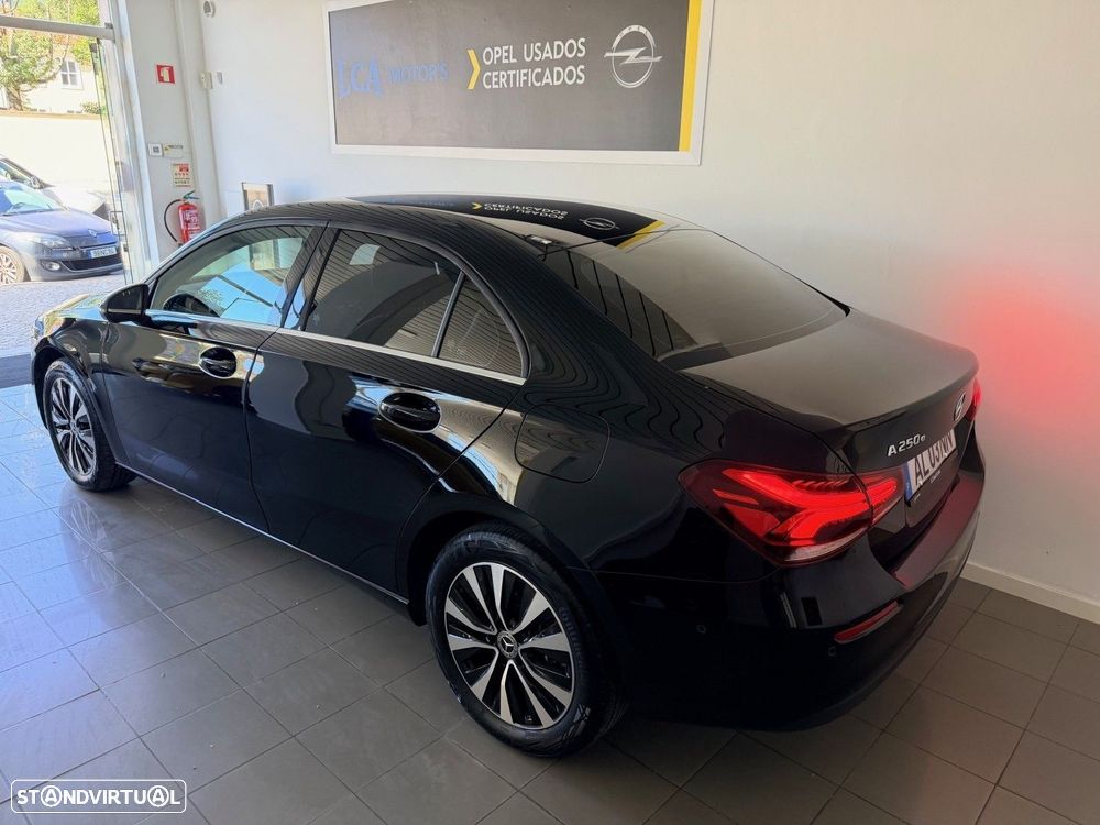 Mercedes-Benz A 250 - 9