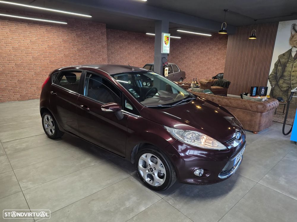 Ford Fiesta 1.6 TDCI Titanium - 41