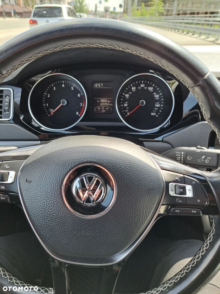 Volkswagen Jetta 1.8T SE - 3