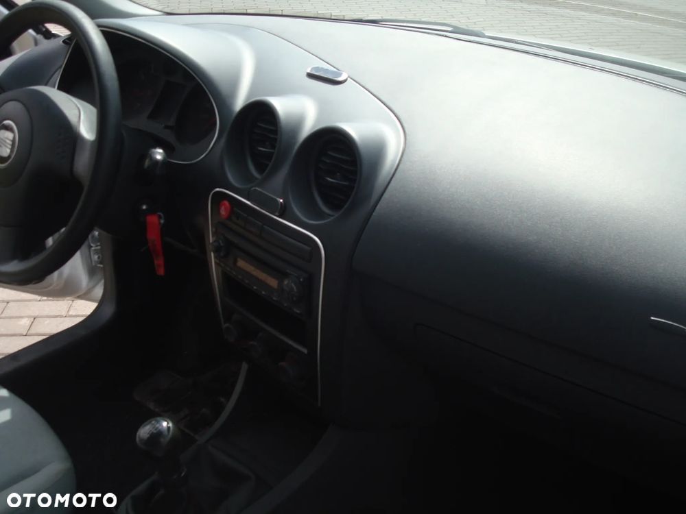 Seat Ibiza 1.4 16V Comfort Edition - 16