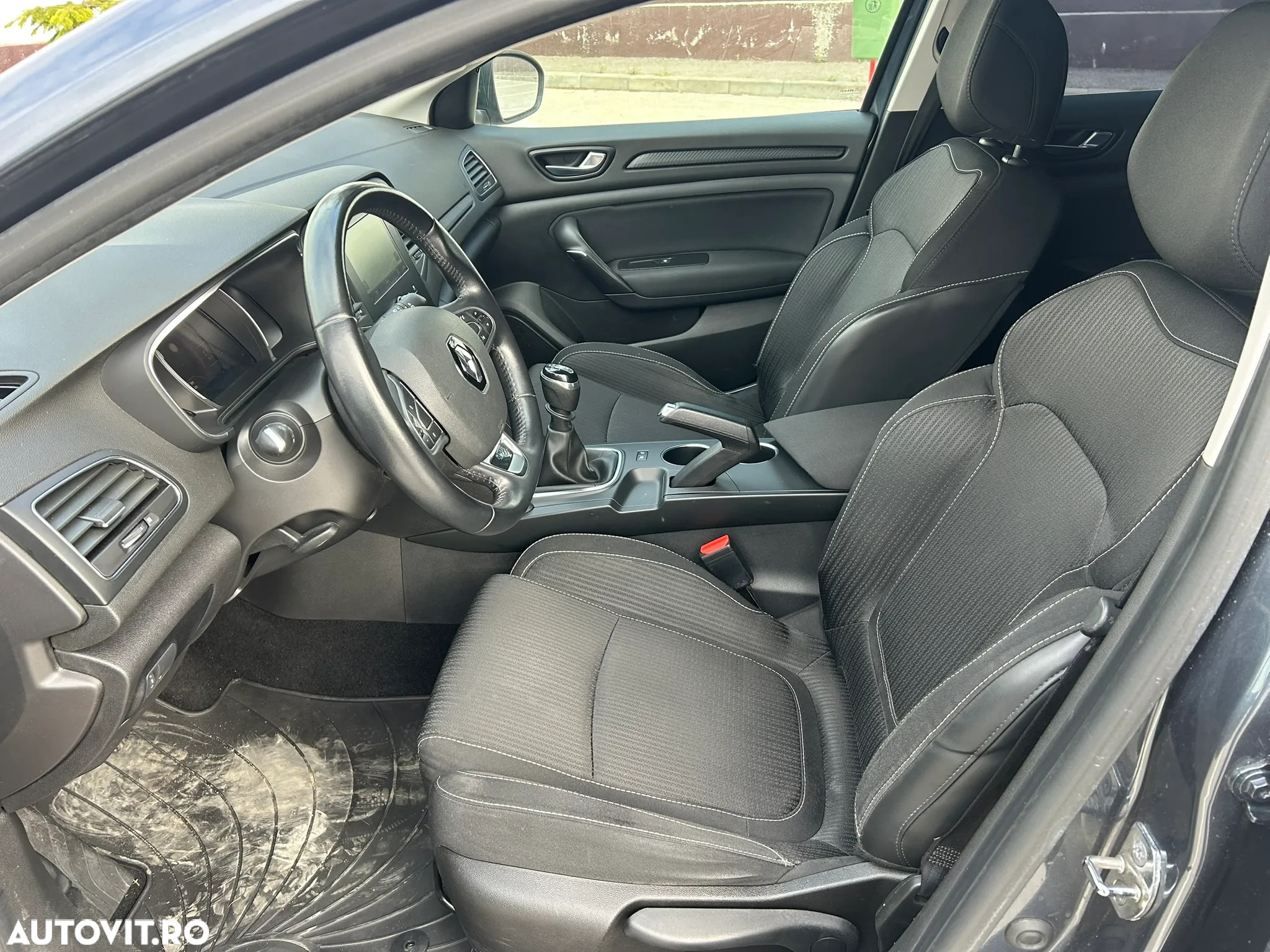 Renault Megane ENERGY dCi 110 BUSINESS - 7