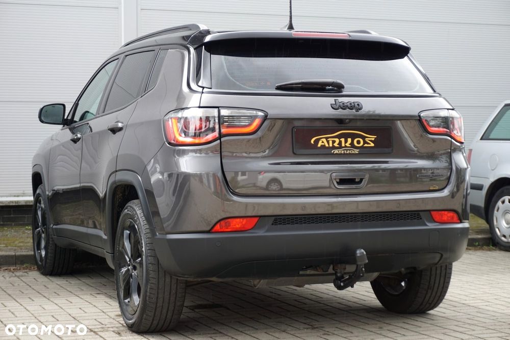 Jeep Compass 1.4 TMair Night Eagle FWD S&S - 17