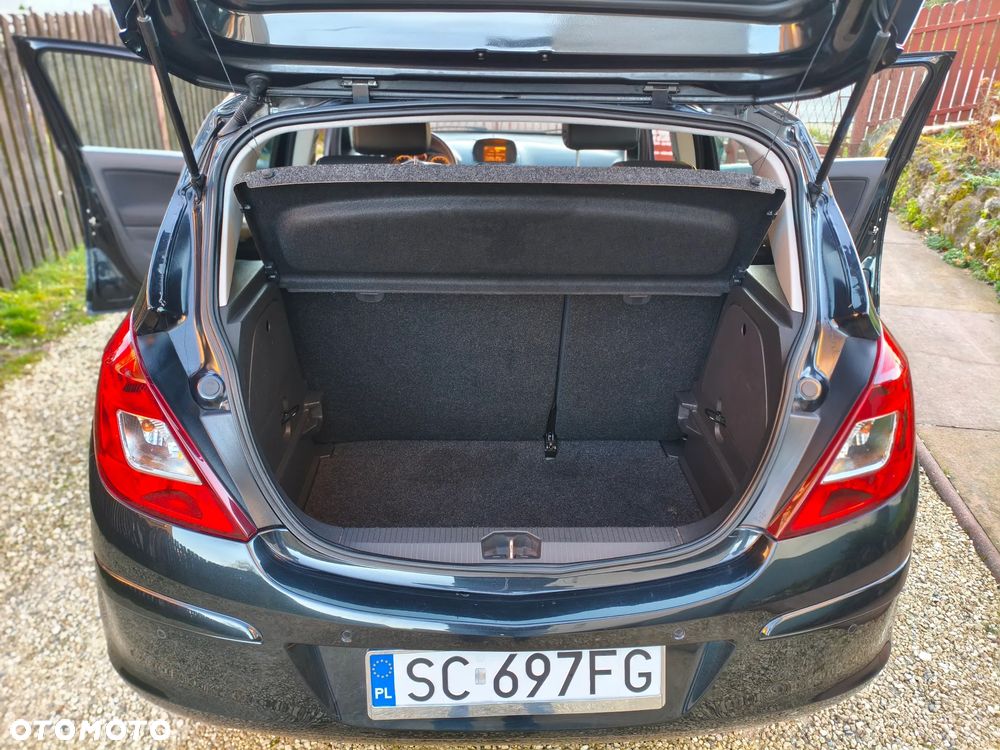 Opel Corsa 1.4 16V Navi - 24