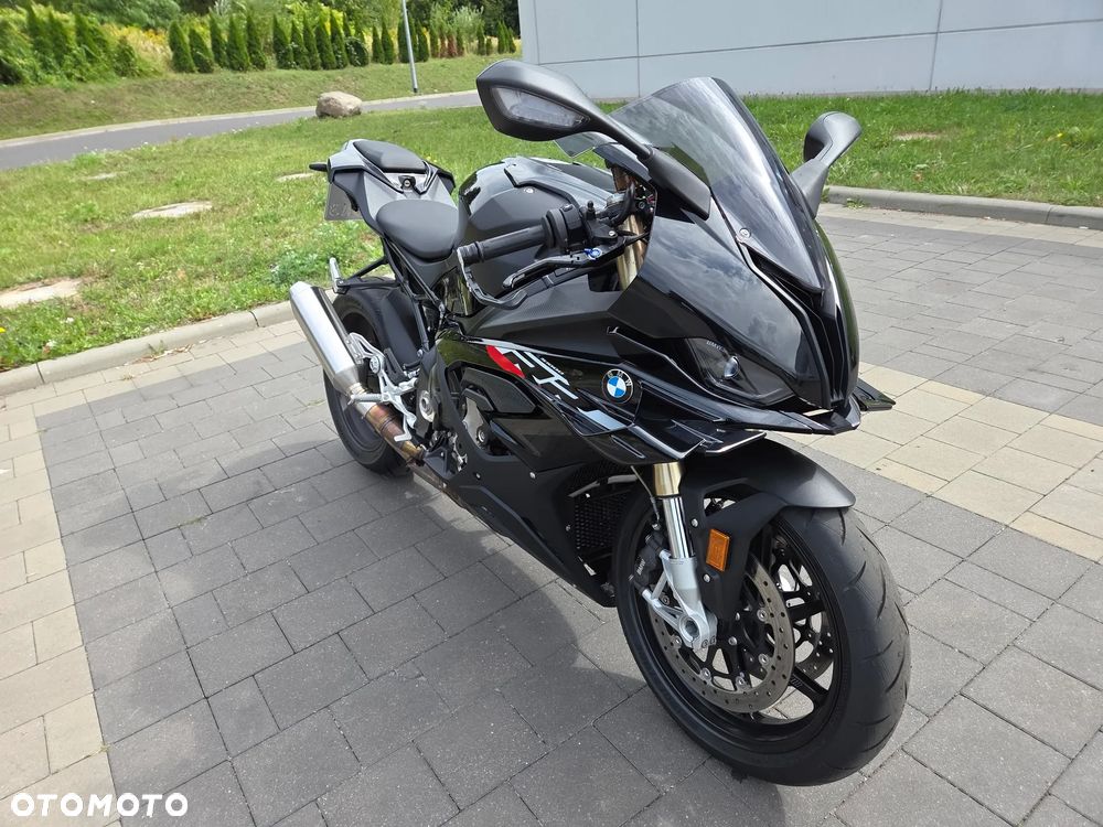 BMW S - 4