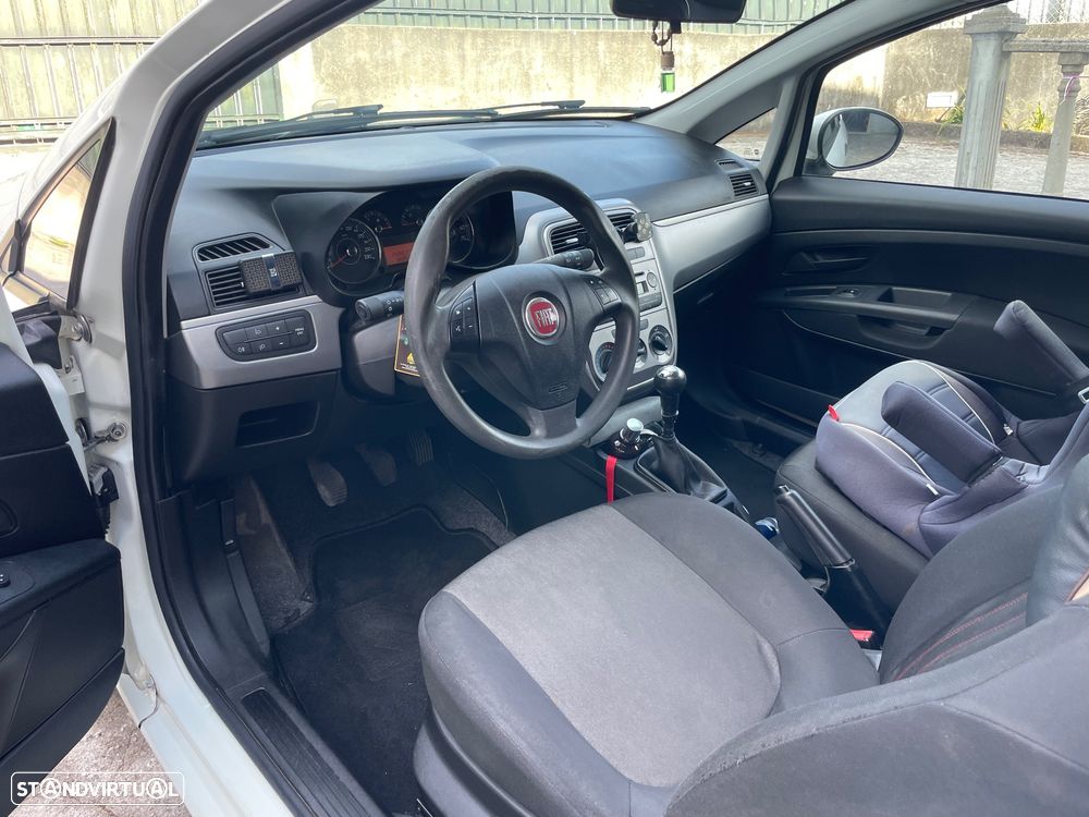 Fiat Punto - 8