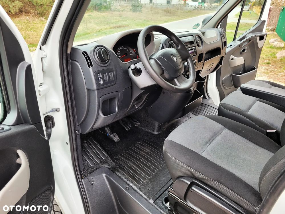 Renault Master - 24