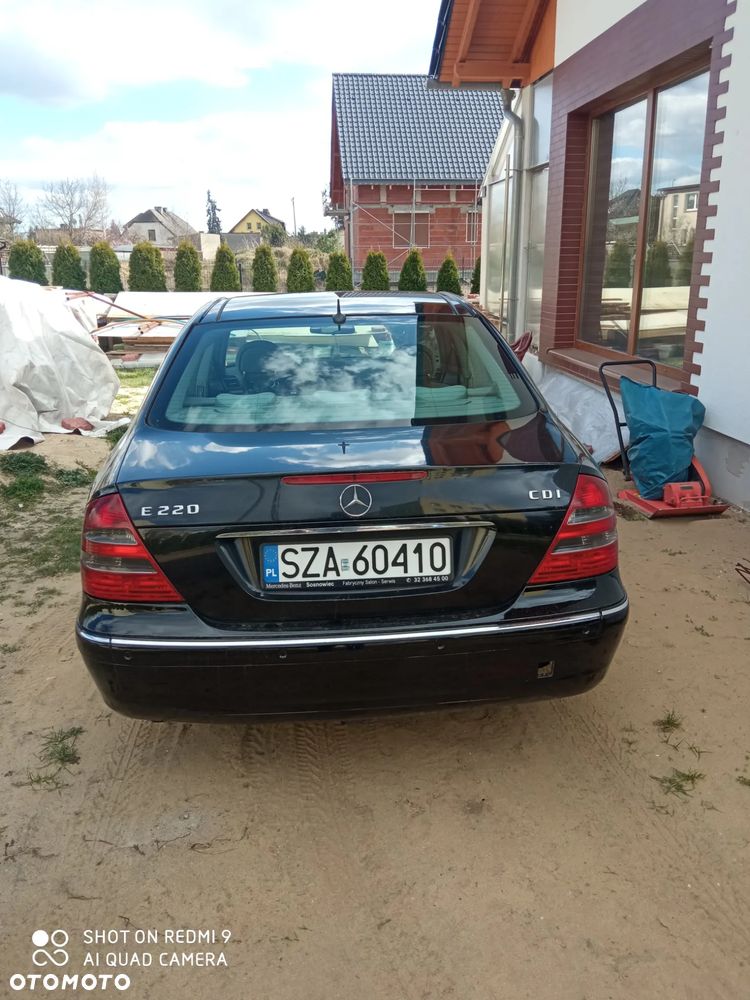 Mercedes-Benz Klasa E 220 CDI T Classic - 5