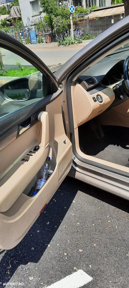 Volkswagen Passat Variant 1.8 TSI Highline DSG - 8