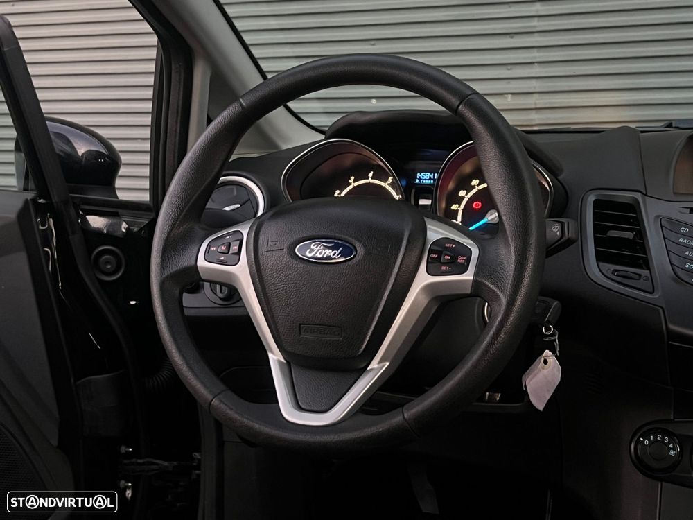 Ford Fiesta 1.0 T EcoBoost Titanium - 10